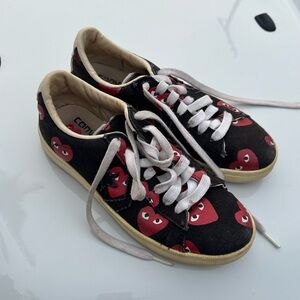 Comme des garson play converse